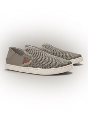 Olukai women’s Pehuea slip-on mesh & leather sneaker NWT in clay gray/taupe Sz 8